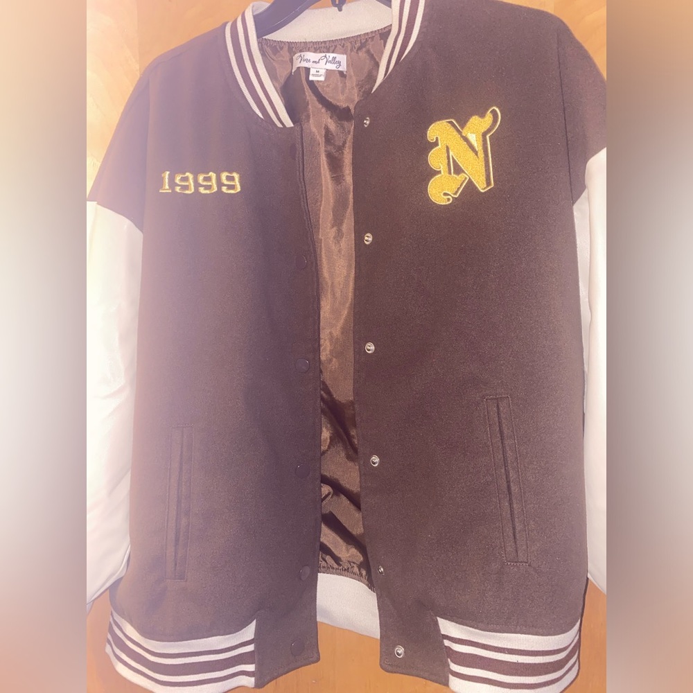 VINE AND VALLEY Brown/Tan & Gold Lined NYC LIMITED EDITION Varsity Jacket - Picture 2 of 6
